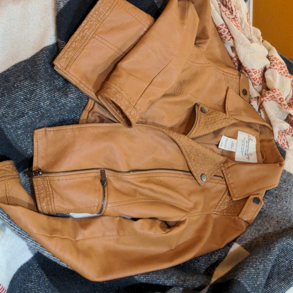 American Rag brown soft leather jacket - Picture 3 of 9